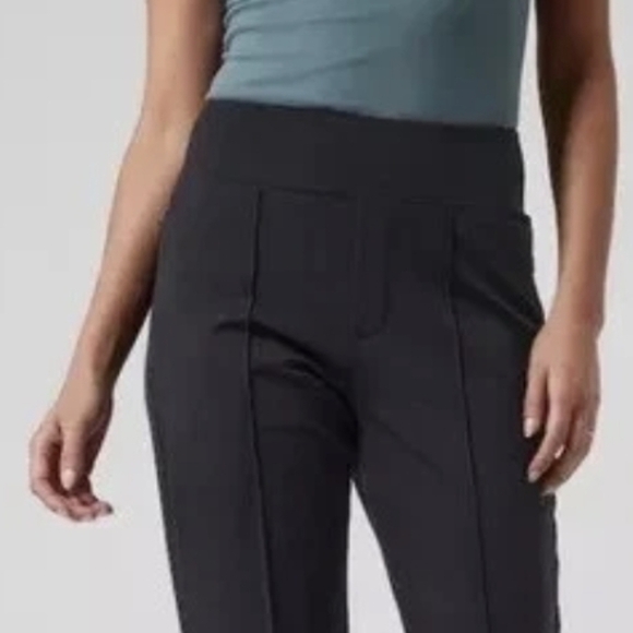 Athleta Eastbound Straight Pants in Black High Rise NWOT - Picture 3 of 3